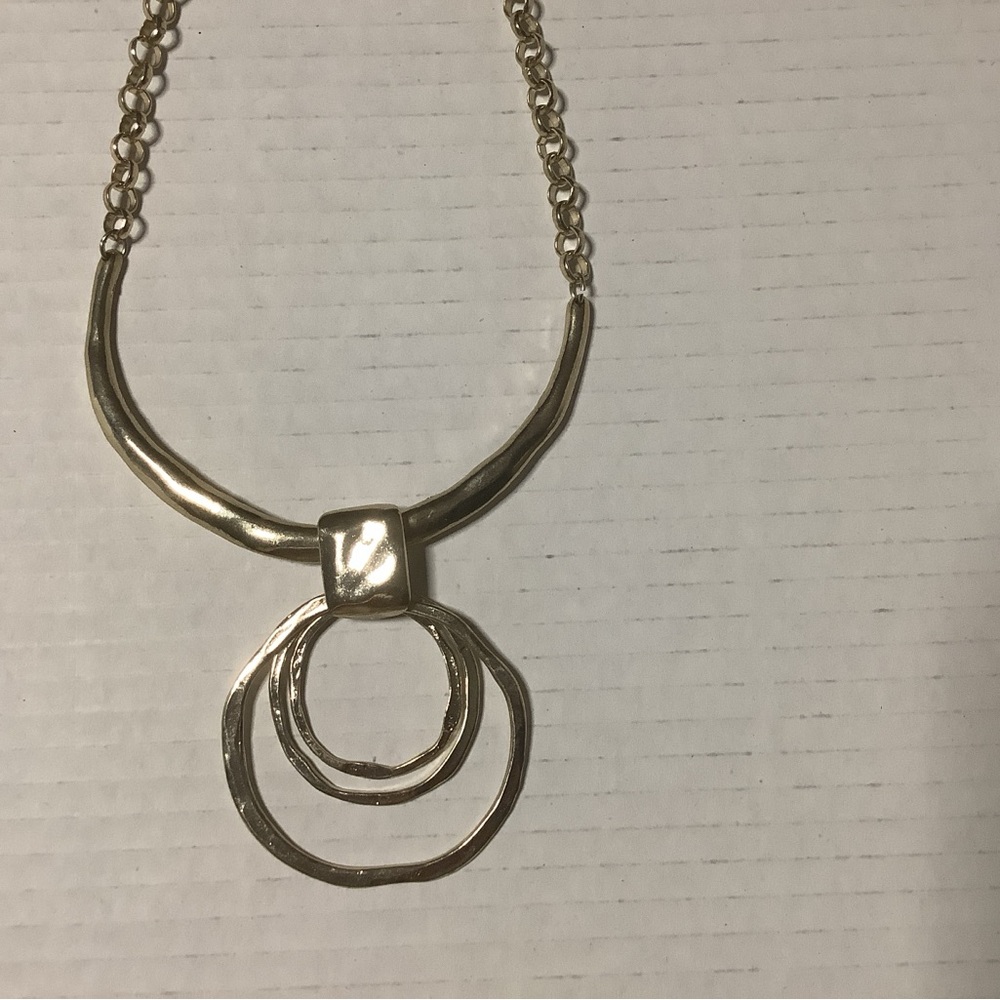 Elegant Gold Necklace